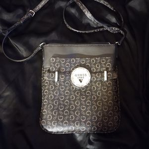 Guess shoulder bag